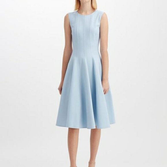 Oscar de la Renta Dresses & Skirts - Oscar de La Renta Curved Seam w/pockets Dress Size 10. Sky Blue classy dress.